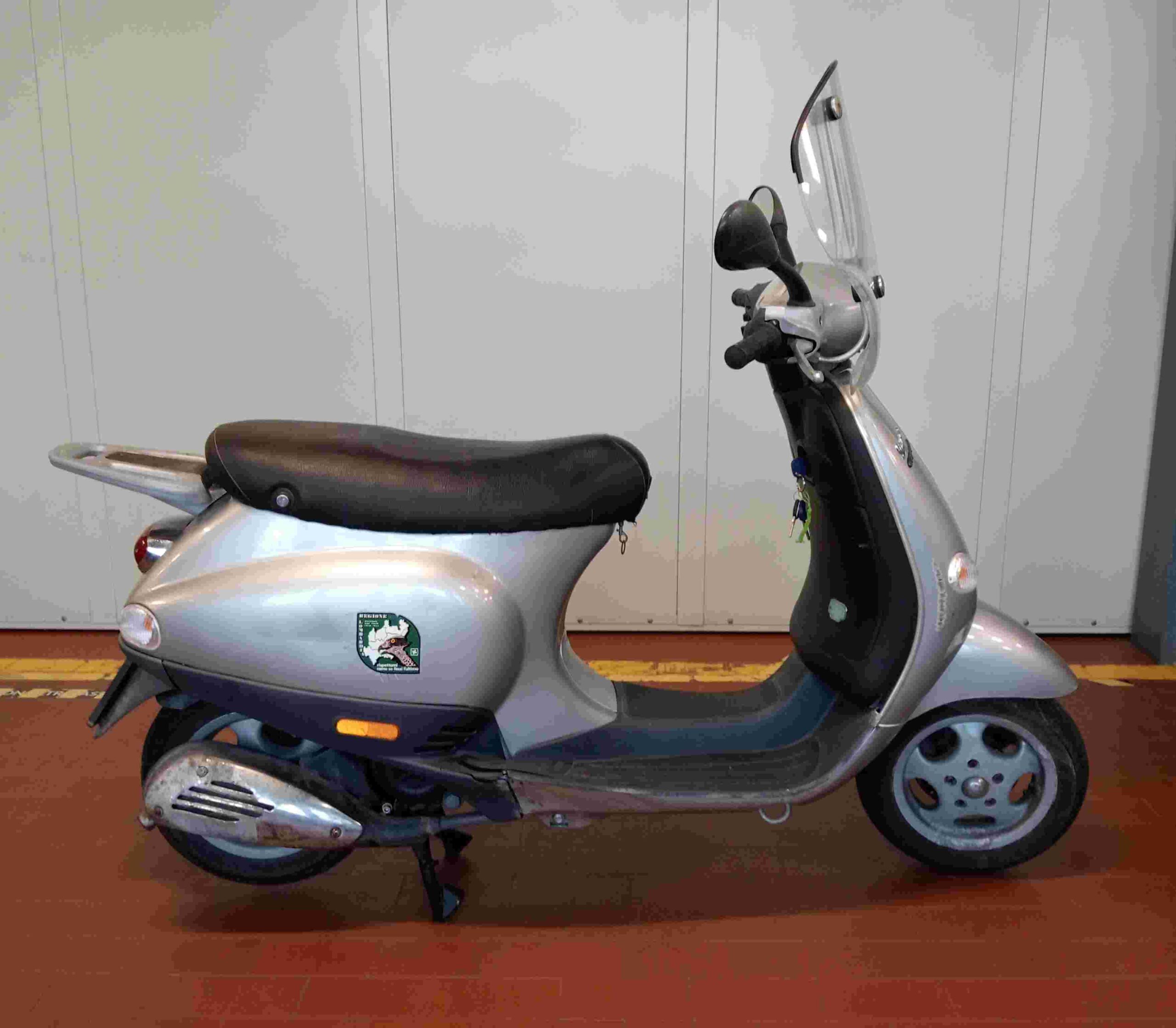 PIAGGIO VESPA 50 (2009)